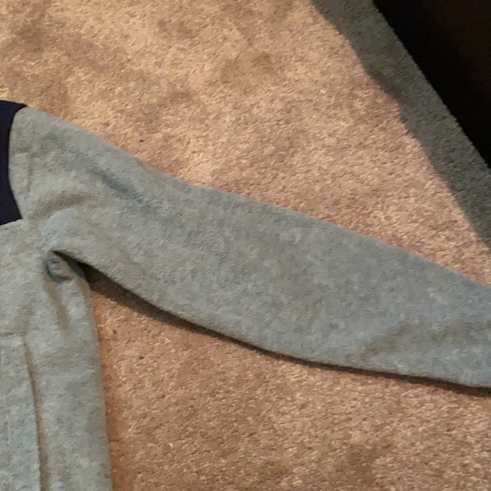 NEW Nautica
Boys 8 Full Zip Fleece (EUC) - Picture 2 of 6